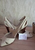 Продам взуття... Объявления Bazarok.ua