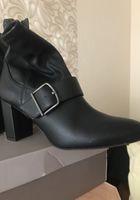 Продам женские ботинки... Оголошення Bazarok.ua