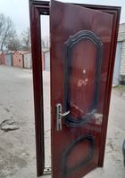 Продам металевI дверI з коробкою бу в гарному станI... Оголошення Bazarok.ua