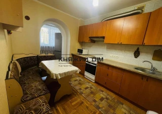 Квартира 3-кімн. продаж Киев, Оболонський р-н &ndash; 87 м&sup2;... Оголошення Bazarok.ua