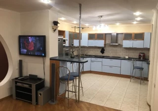 Квартира 3-кімн. оренда Киев, Дарницкий &ndash; 105 м&sup2;... Оголошення Bazarok.ua