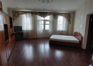 Квартира 2-кімн. оренда Киев, Шевченковский &ndash; 77 м&sup2;... Оголошення Bazarok.ua