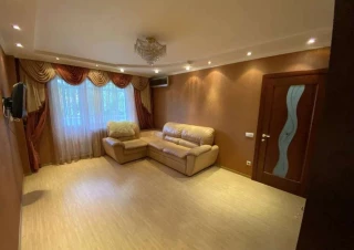 Квартира 3-кімн. оренда Киев, Дарницкий &ndash; 60 м&sup2;... Оголошення Bazarok.ua