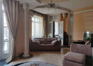 Квартира 3-кімн. оренда Киев, Голосеевский &ndash; 120 м&sup2;... Оголошення Bazarok.ua