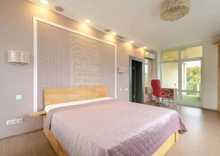 Квартира 3-кімн. оренда Киев, Шевченковский &ndash; 152 м&sup2;... Оголошення Bazarok.ua