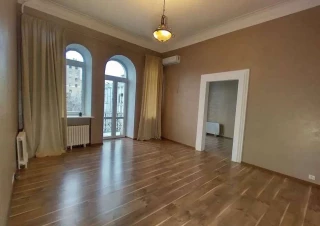Квартира 3-кімн. оренда Киев, Печерский &ndash; 70 м&sup2;... Оголошення Bazarok.ua