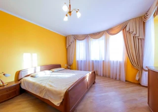 Квартира 3-кімн. оренда Киев, Дарницкий &ndash; 35 м&sup2;... Оголошення Bazarok.ua