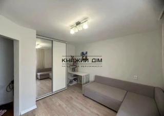 Квартира 1-кімн. продаж Киев, Дніпровський р-н &ndash; 14 м&sup2;... Оголошення Bazarok.ua