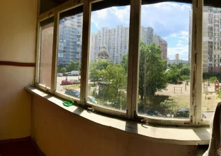 Квартира 4-кімн. продаж Киев, Деснянский &ndash; 56 м&sup2;... Объявления Bazarok.ua