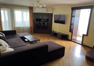 Квартира 4-кімн. продаж Киев, Оболонский &ndash; 75 м&sup2;... Оголошення Bazarok.ua