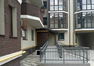 Квартира 3-кімн. продаж Гатное &ndash; 92 м&sup2;... Объявления Bazarok.ua