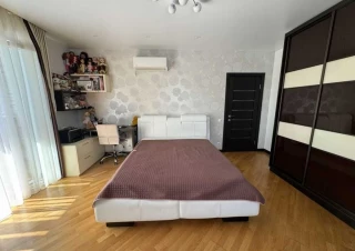 Квартира 4-кімн. продаж Харьков, Шевченковский &ndash; 98 м&sup2;... Оголошення Bazarok.ua
