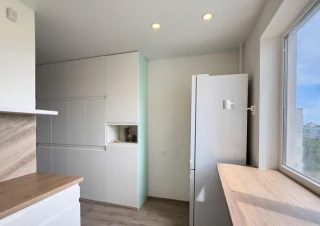 Квартира 4-кімн. продаж Харьков, Немышлянский &ndash; 50 м&sup2;... Оголошення Bazarok.ua