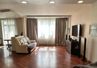 Квартира 3-кімн. продаж Киев, Днепровский &ndash; 75 м&sup2;... Оголошення Bazarok.ua