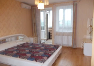 Квартира 3-кімн. оренда Киев, Голосіївський р-н &ndash; 45 м&sup2;... Оголошення Bazarok.ua