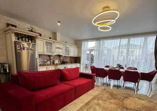 Будинок продаж Петропавловская Борщаговка &ndash; 200 м&sup2;... Объявления Bazarok.ua